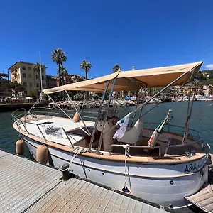 https://appartamento-al-castello-rapallo.hotelitalianriviera.com
