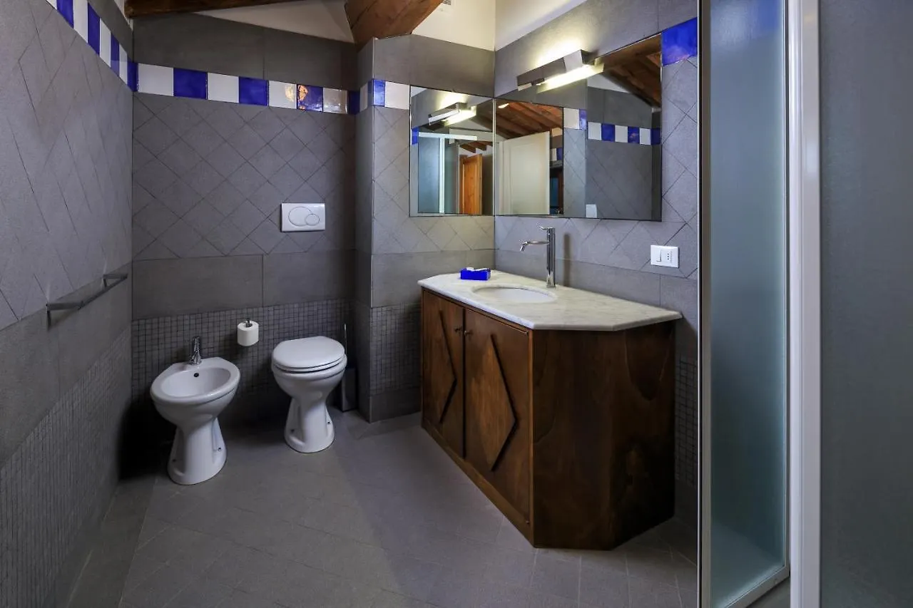 Agriturismo Streda Wine & Country Holiday Vinci Farm stay